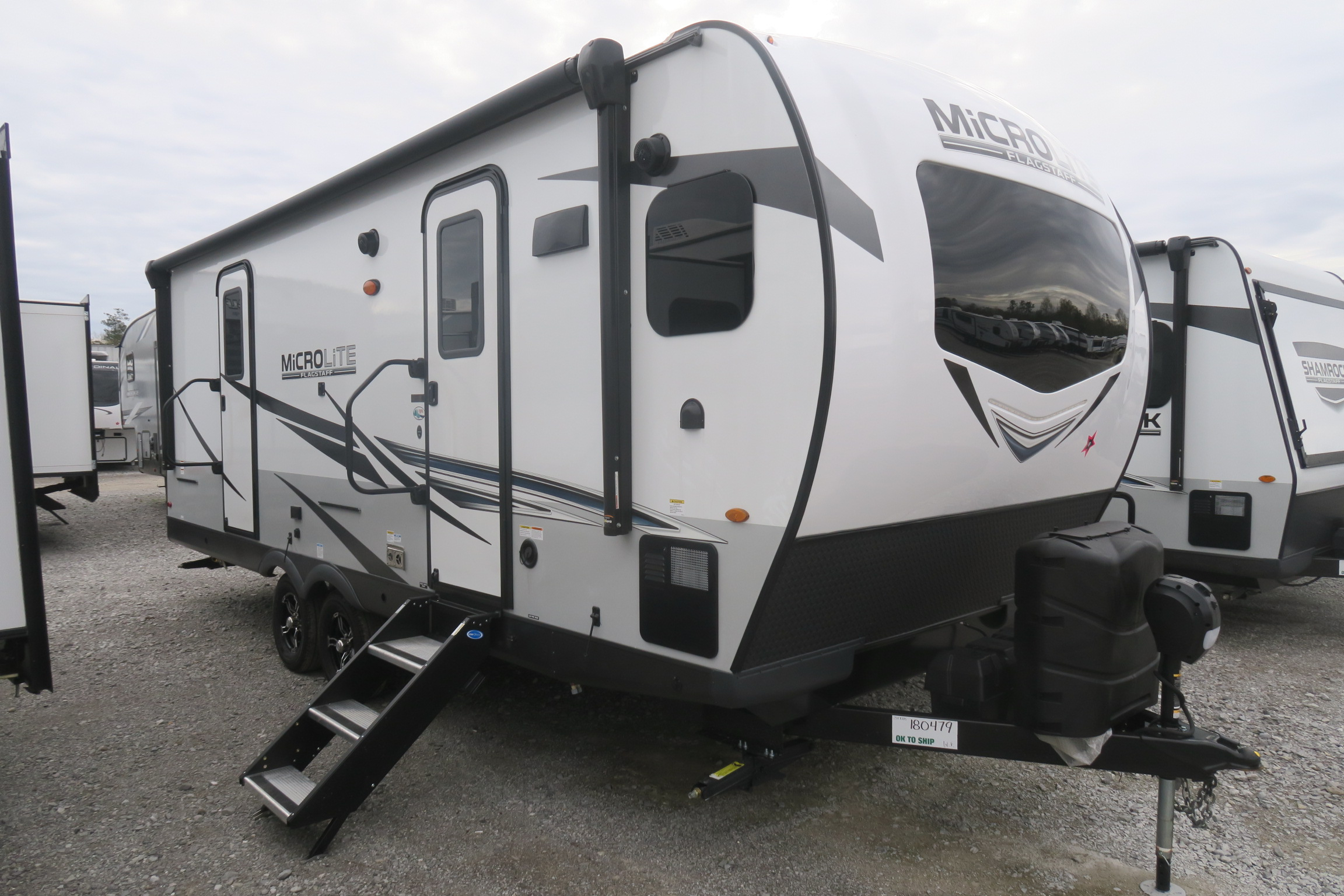 NEW 2022 FLAGSTAFF MICRO LITE 25FKBS - Overview | Berryland Campers