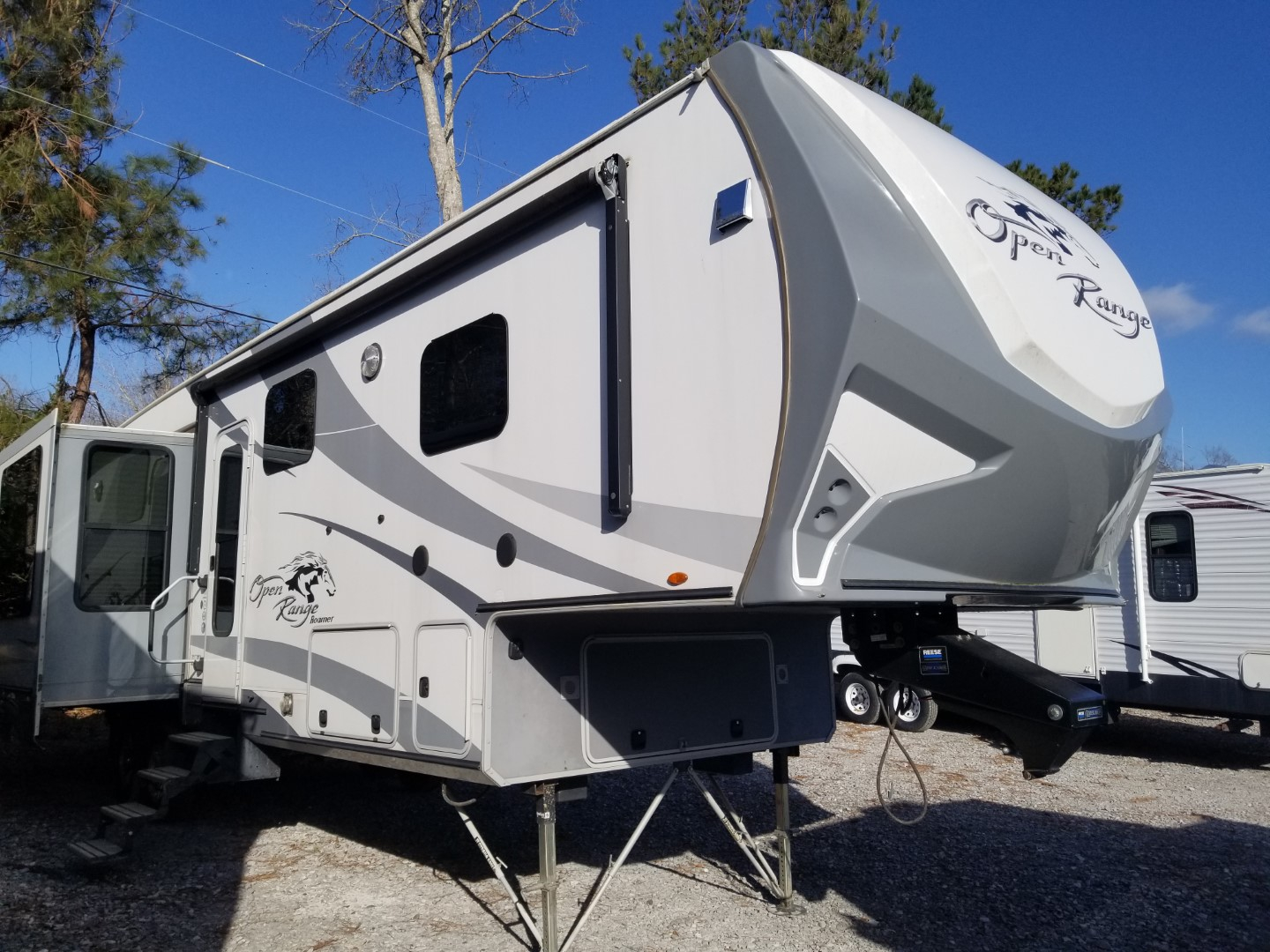 Open Range Rv Company Model USED 2018 OPEN RANGE ROAMER 348 RLS - Overview | Berryland Campers