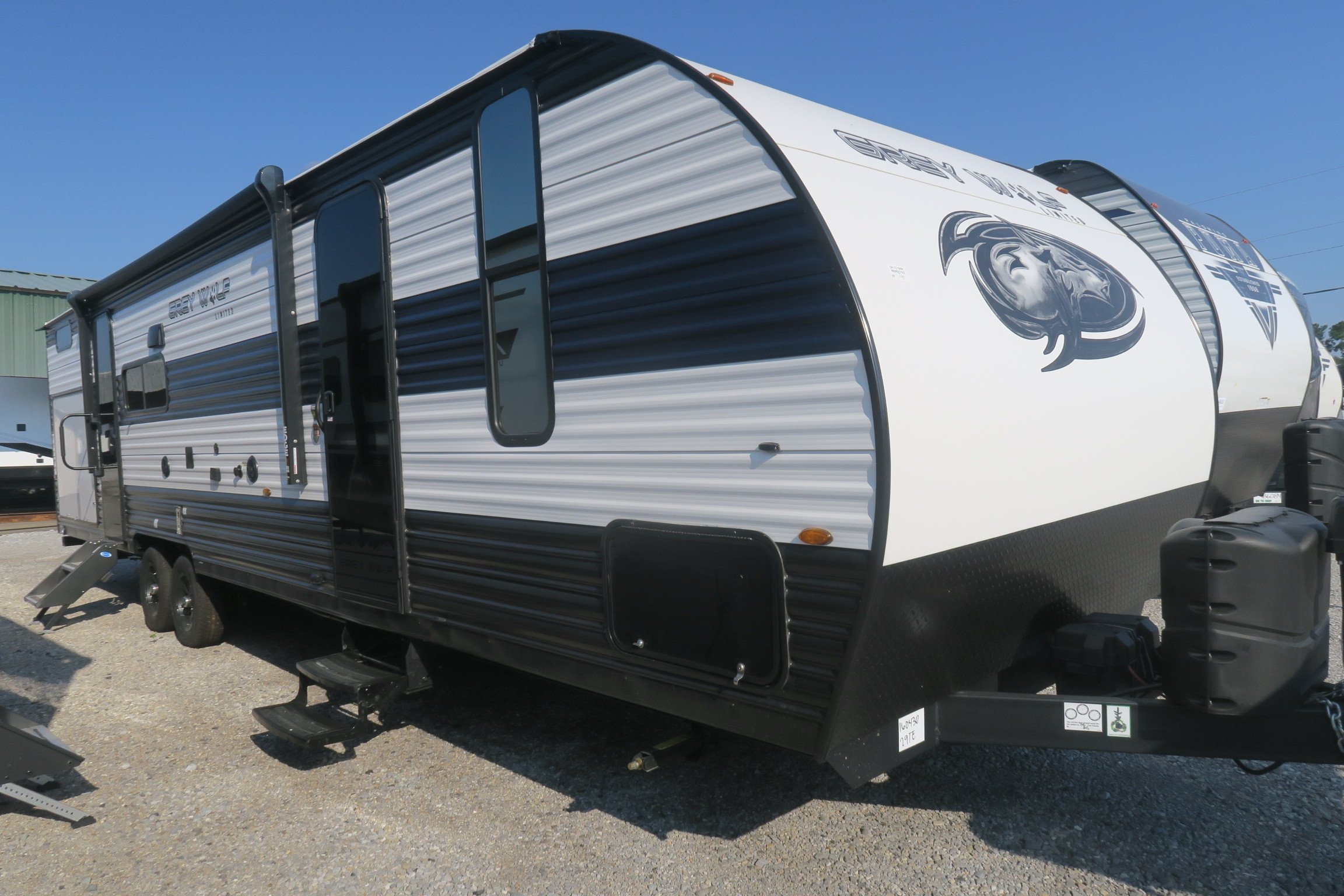 NEW 2023 CHEROKEE GREY WOLF 29TE - Overview | Berryland Campers