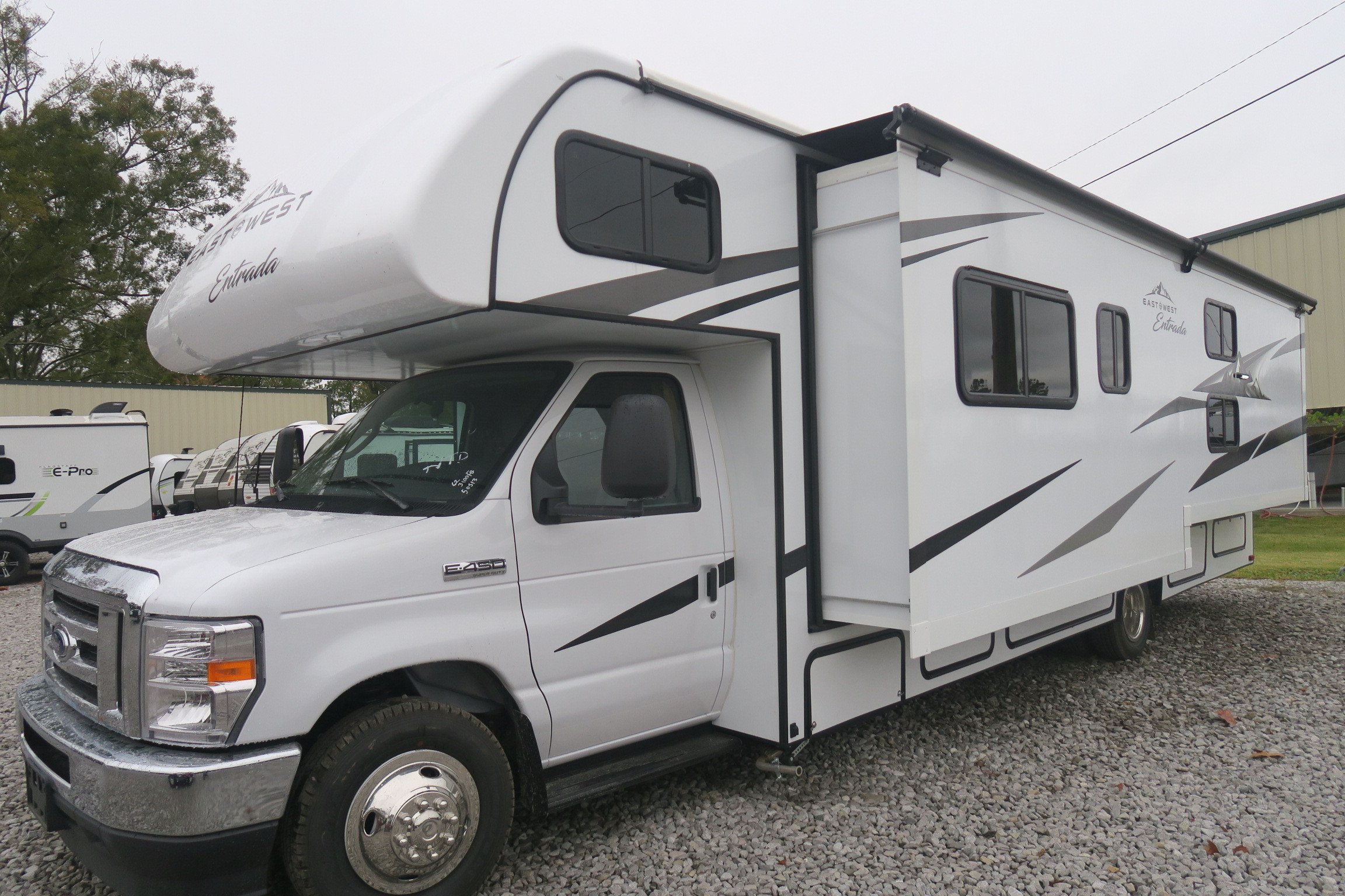 NEW 2023 ENTRADA 3100FB Overview Berryland Campers