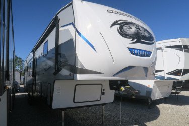 ゆきページ NEW 2023 CHEROKEE ARCTIC WOLF 3810SUITE - Overview | Berryland Campers