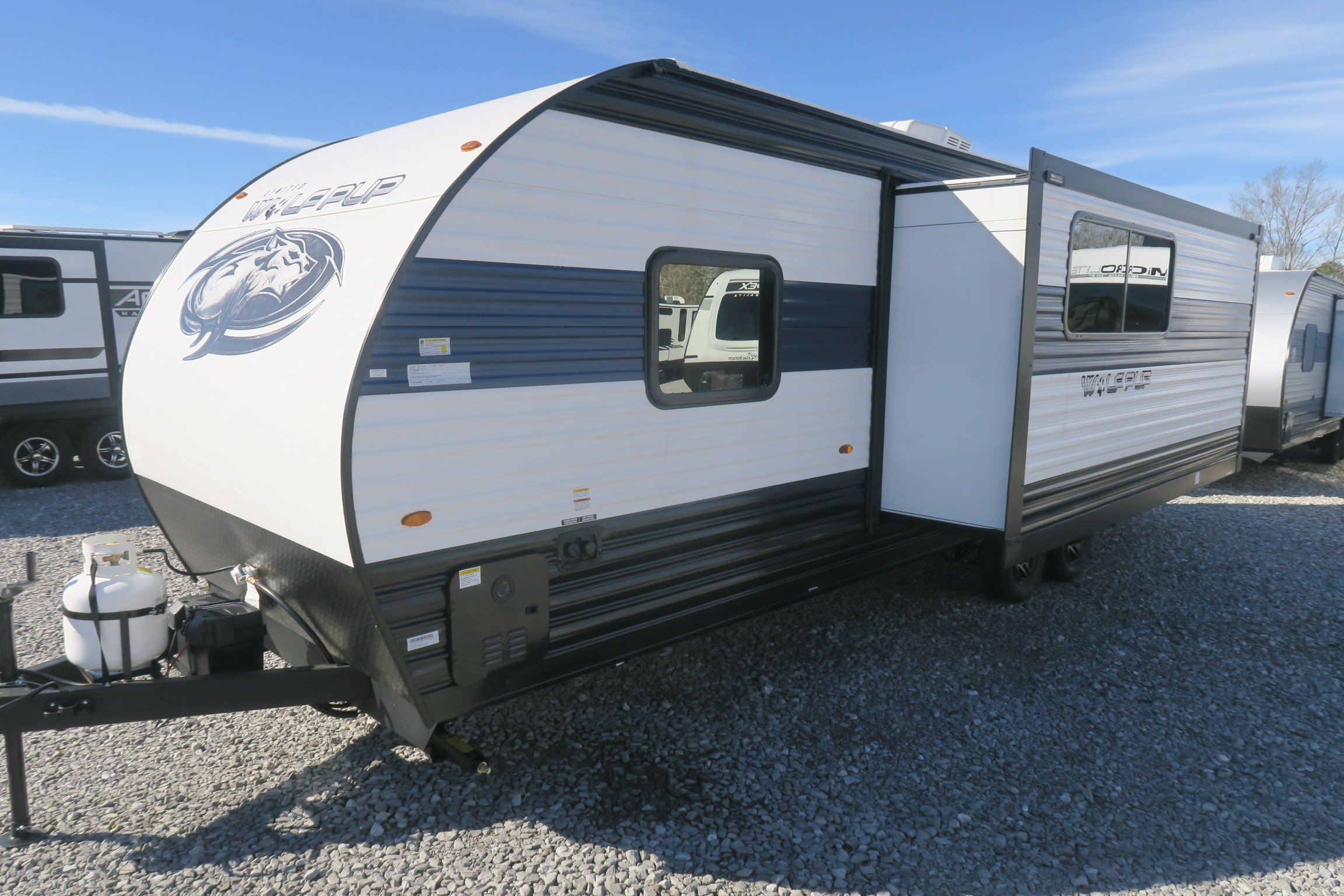 NEW 2023 CHEROKEE WOLF PUP 25JB - Overview | Berryland Campers