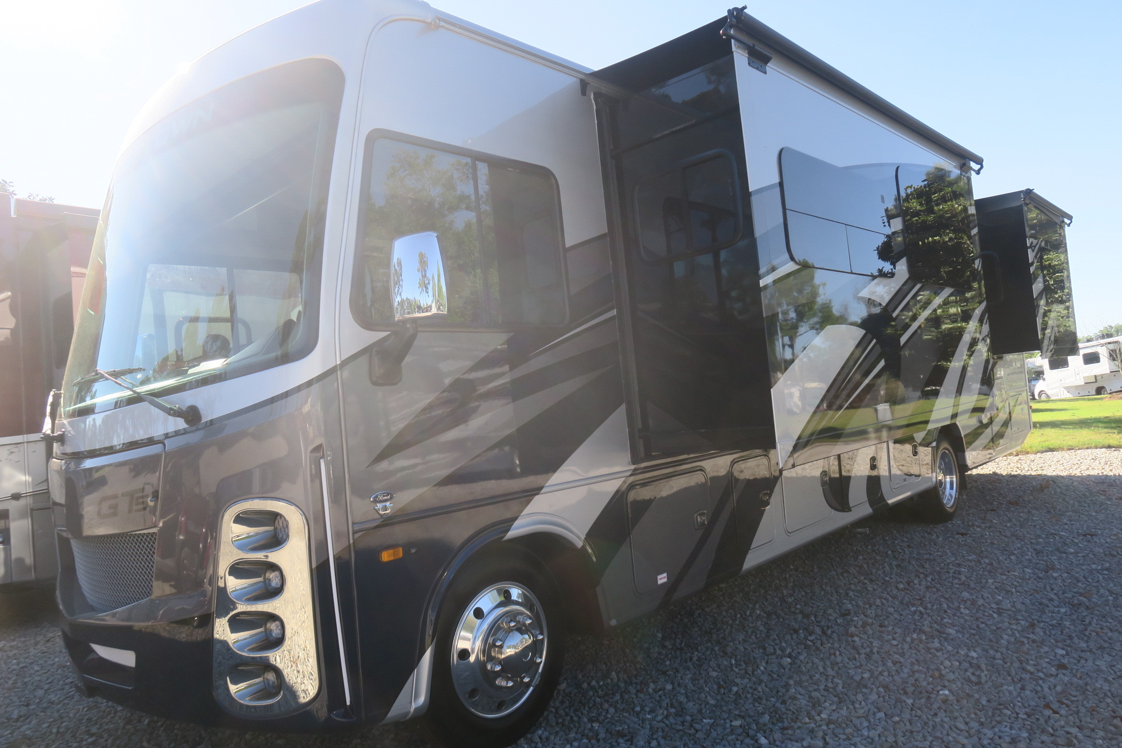 NEW 2023 GEORGETOWN 5 SERIES GT5 36B5 - Overview | Berryland Campers