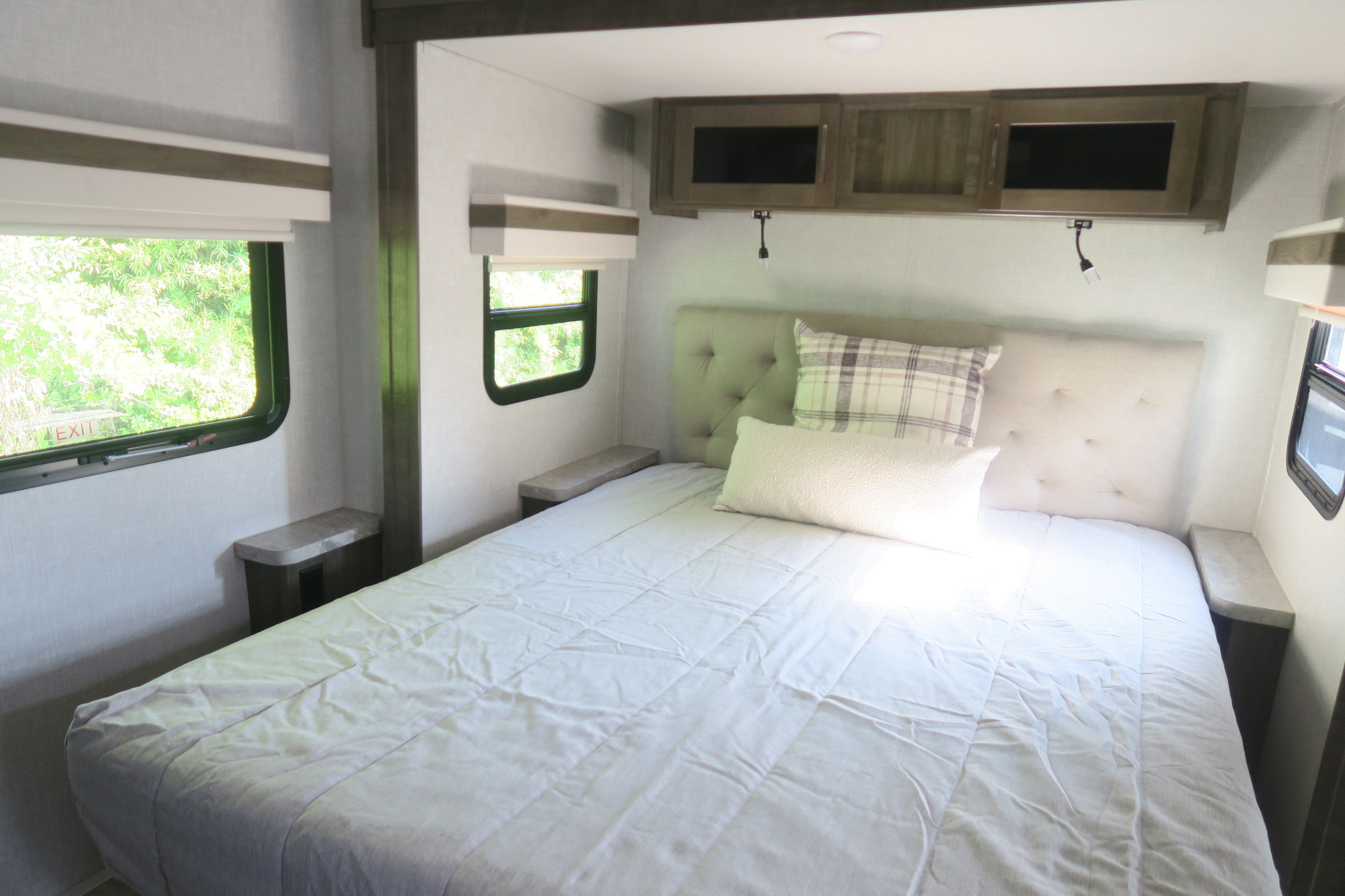 USED 2022 ROCKWOOD ULTRA LITE 2608BS Overview Berryland Campers