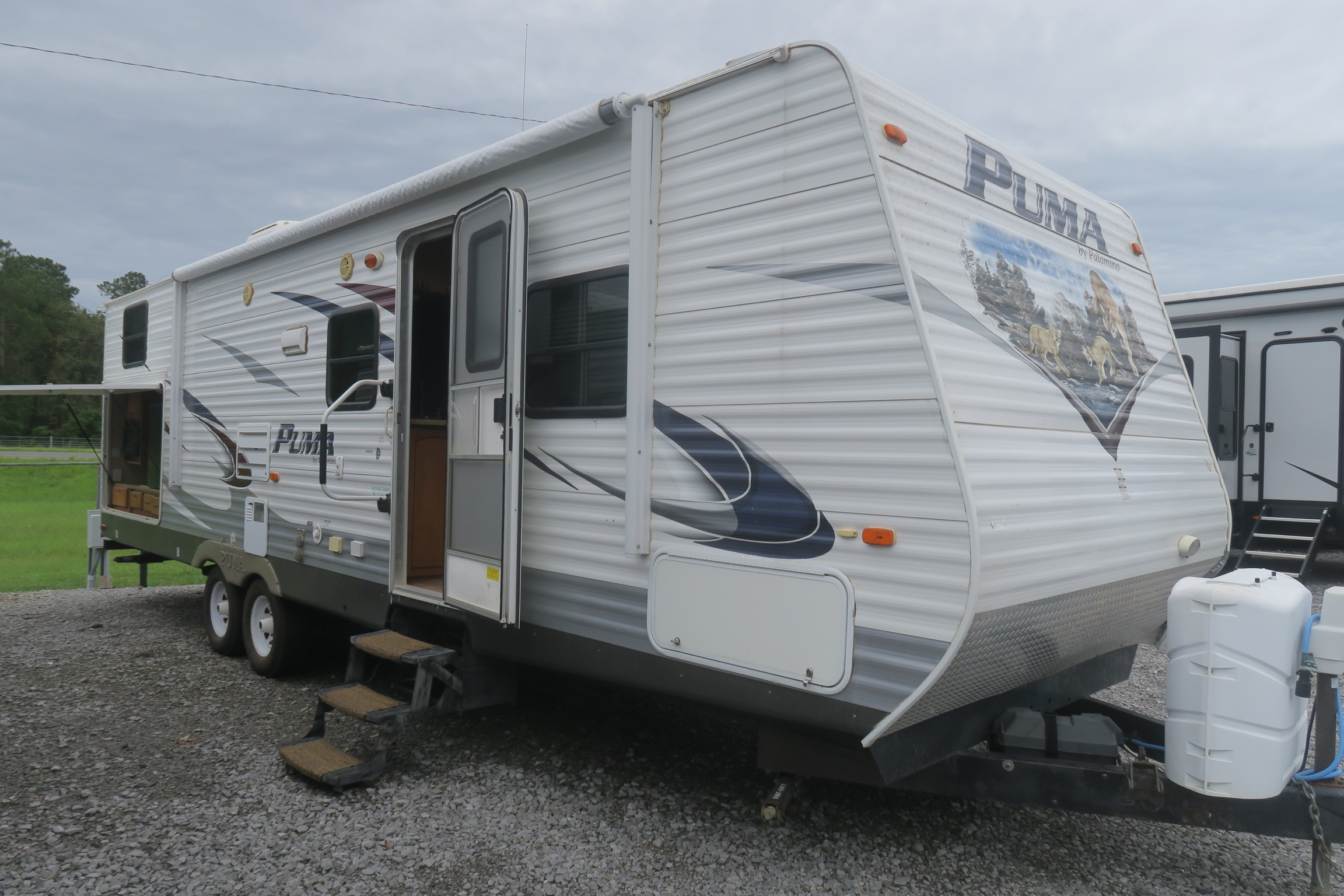 USED 2012 PUMA 30KDB - Overview | Berryland Campers