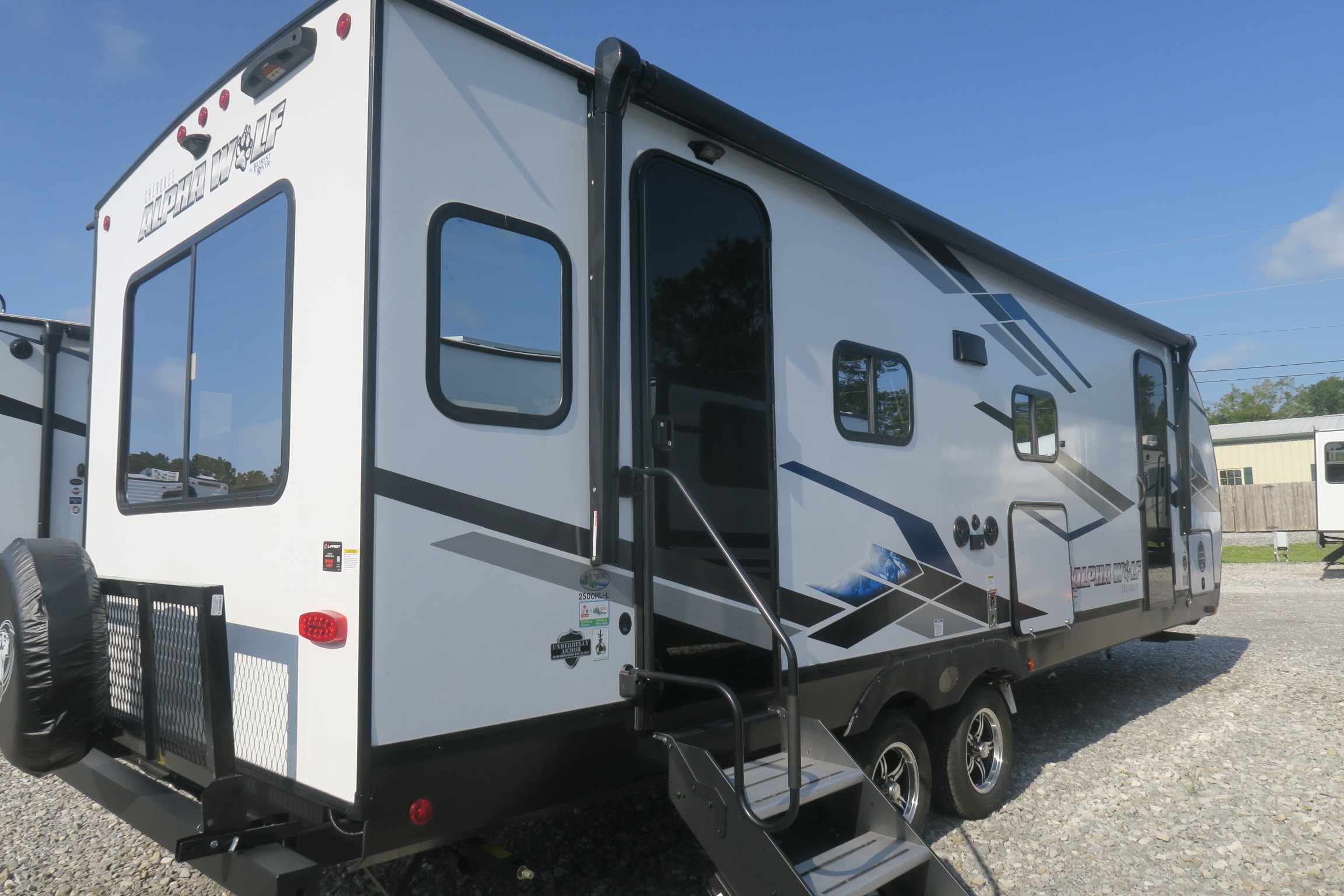 NEW 2024 CHEROKEE ALPHA WOLF 2500RL Overview Berryland Campers