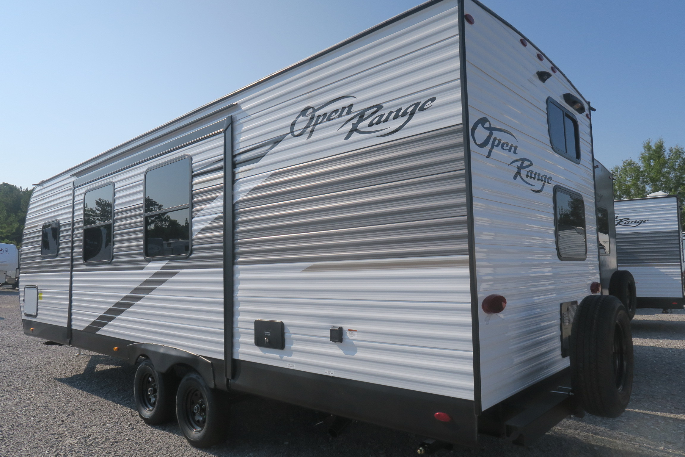 NEW 2024 OPEN RANGE 26BHS Overview Berryland Campers