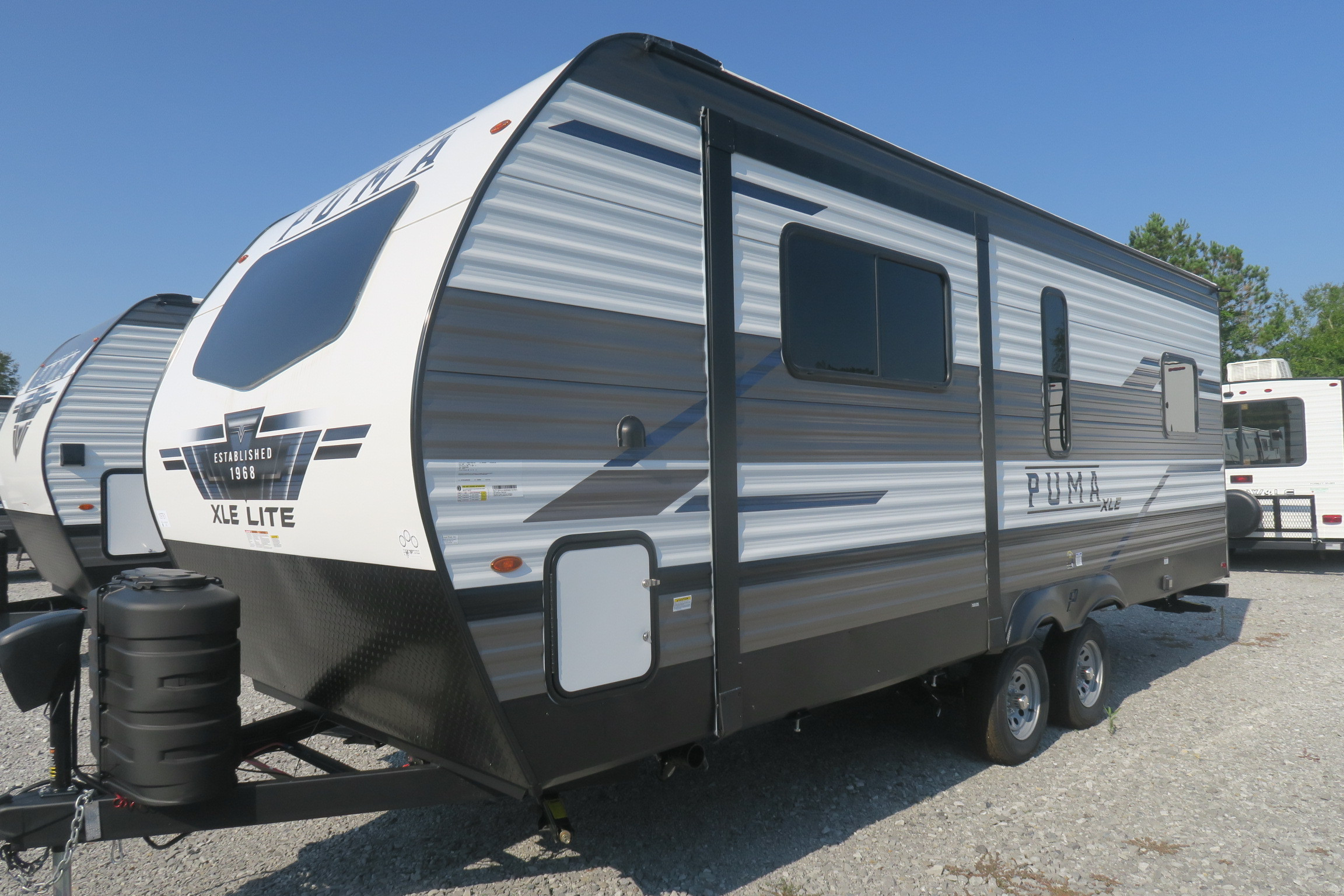 NEW 2024 PUMA XLE LITE 22FKC - Overview | Berryland Campers