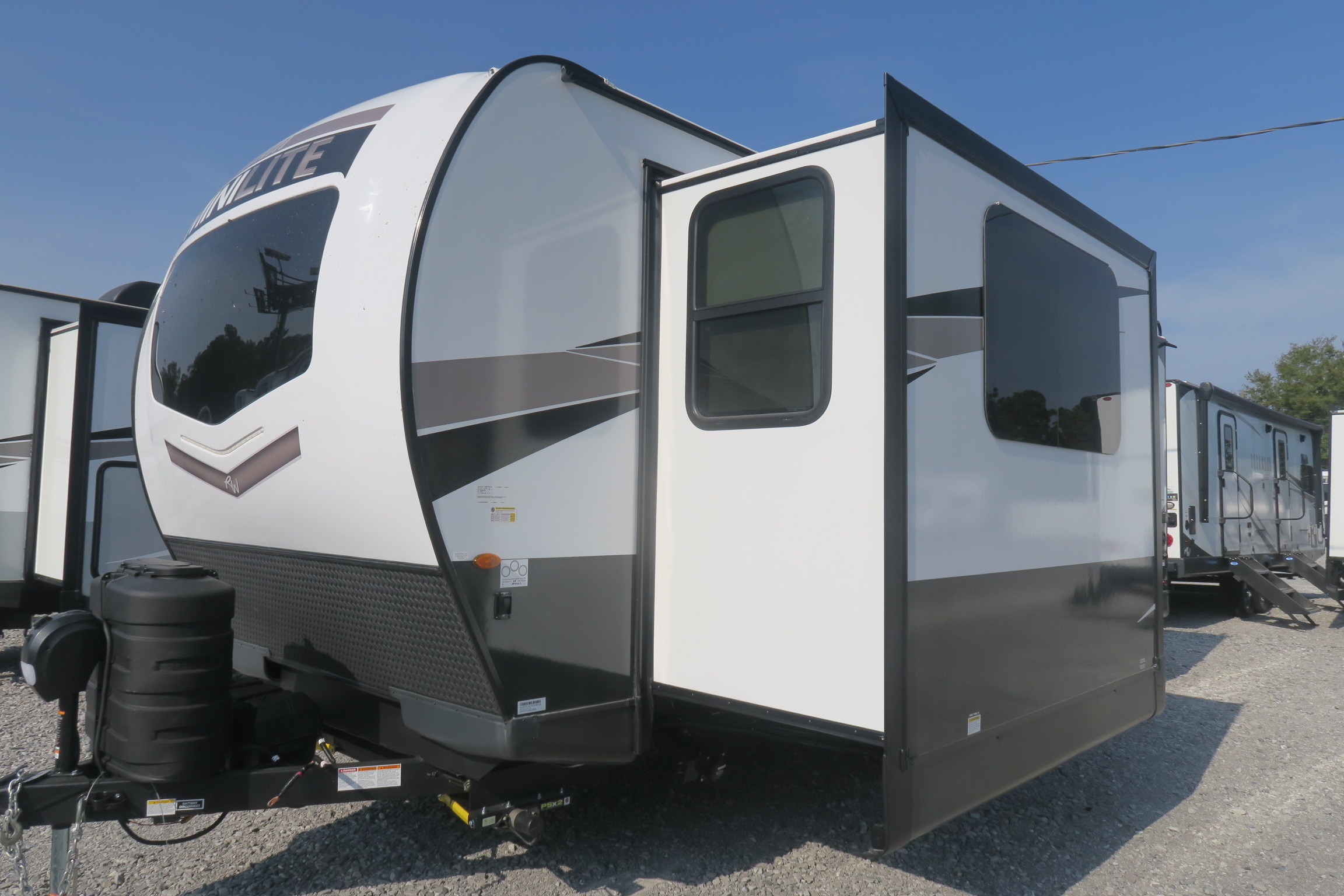 NEW 2024 ROCKWOOD MINI LITE 2506S Overview Berryland Campers   IMG 3981 Optimized.JPG