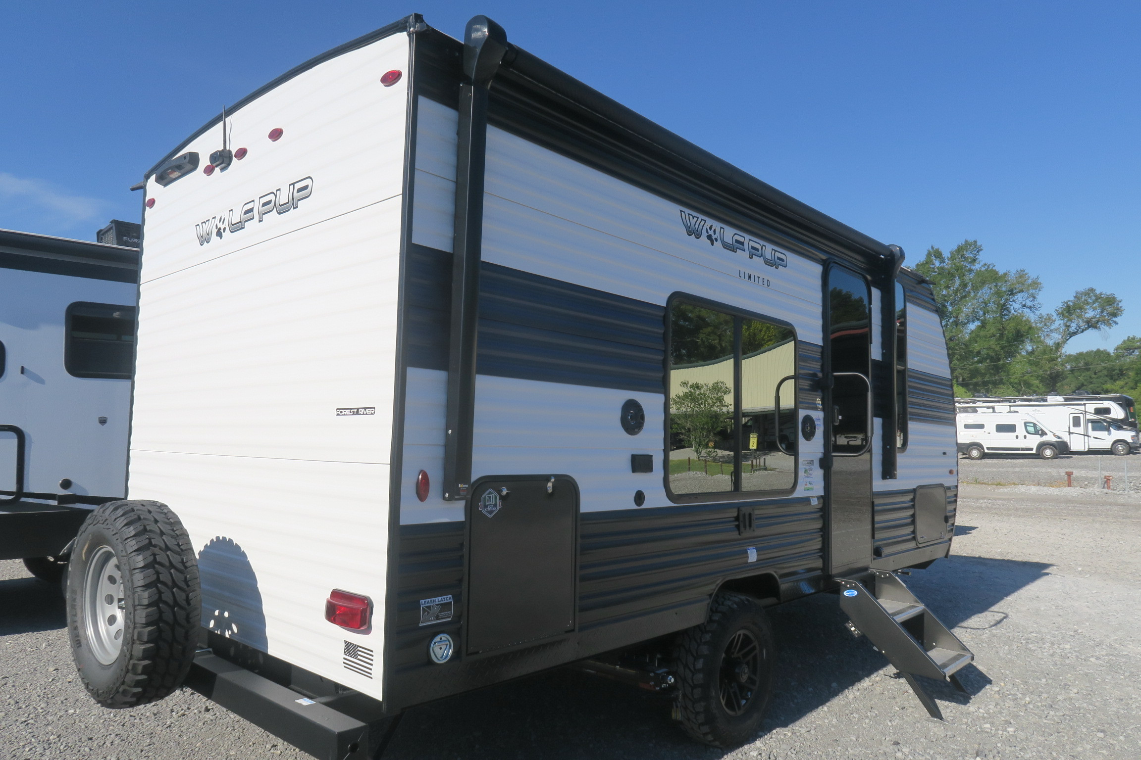 NEW 2024 CHEROKEE WOLF PUP 16FQW - Overview | Berryland Campers