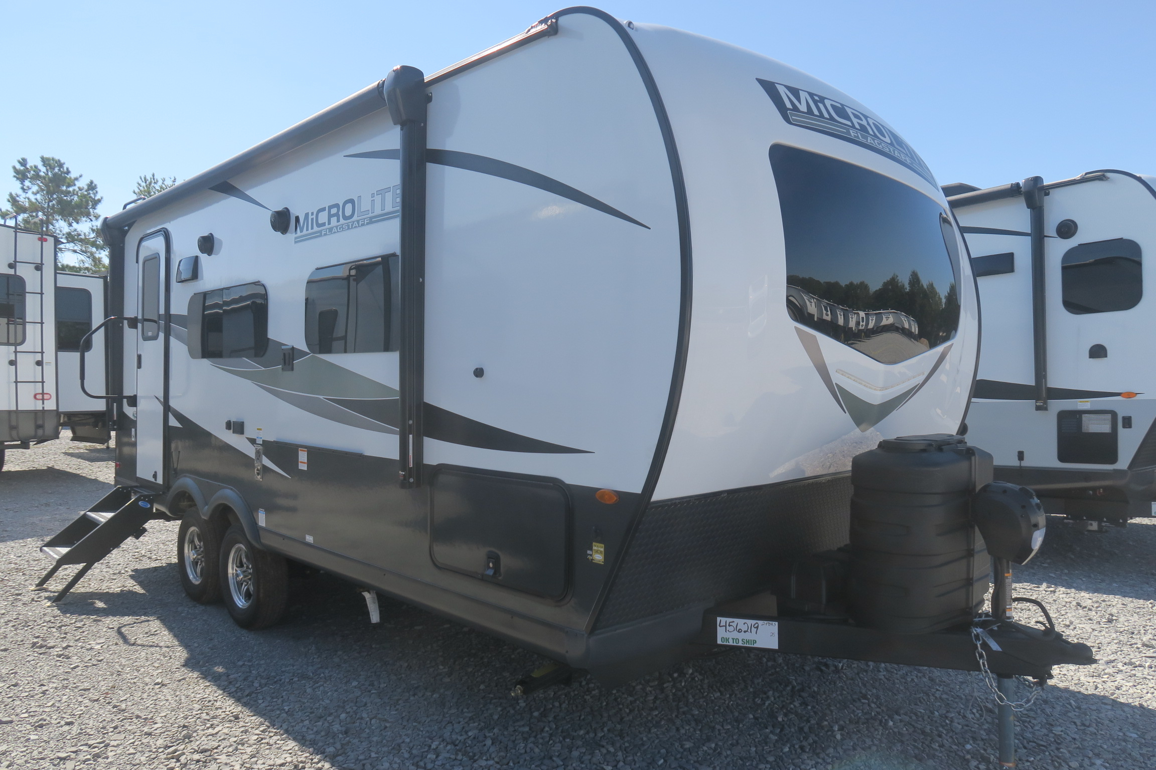 NEW 2024 FLAGSTAFF MICRO LITE 21FBRS Overview Berryland Campers