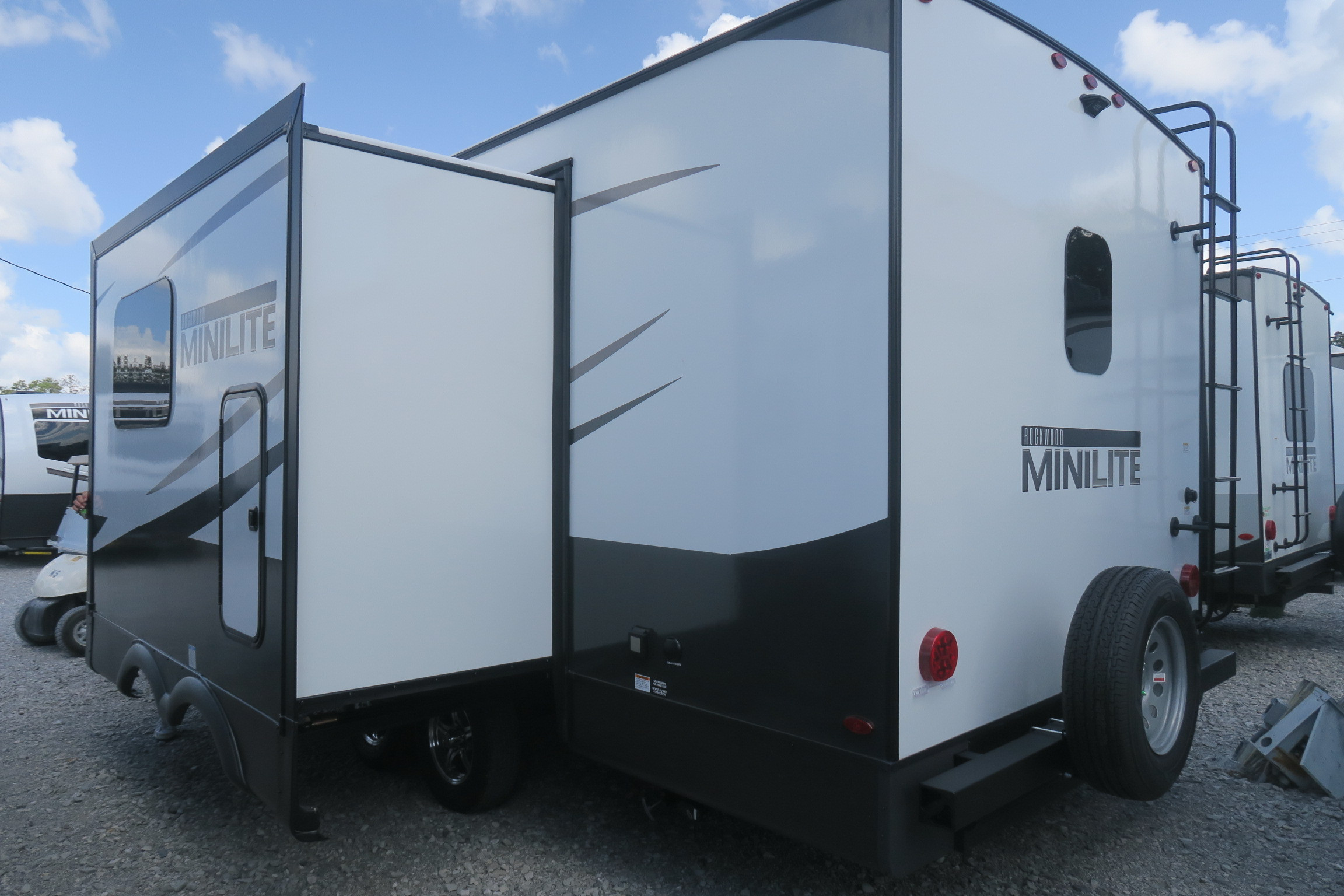 NEW 2024 ROCKWOOD MINI LITE 2511S Overview Berryland Campers