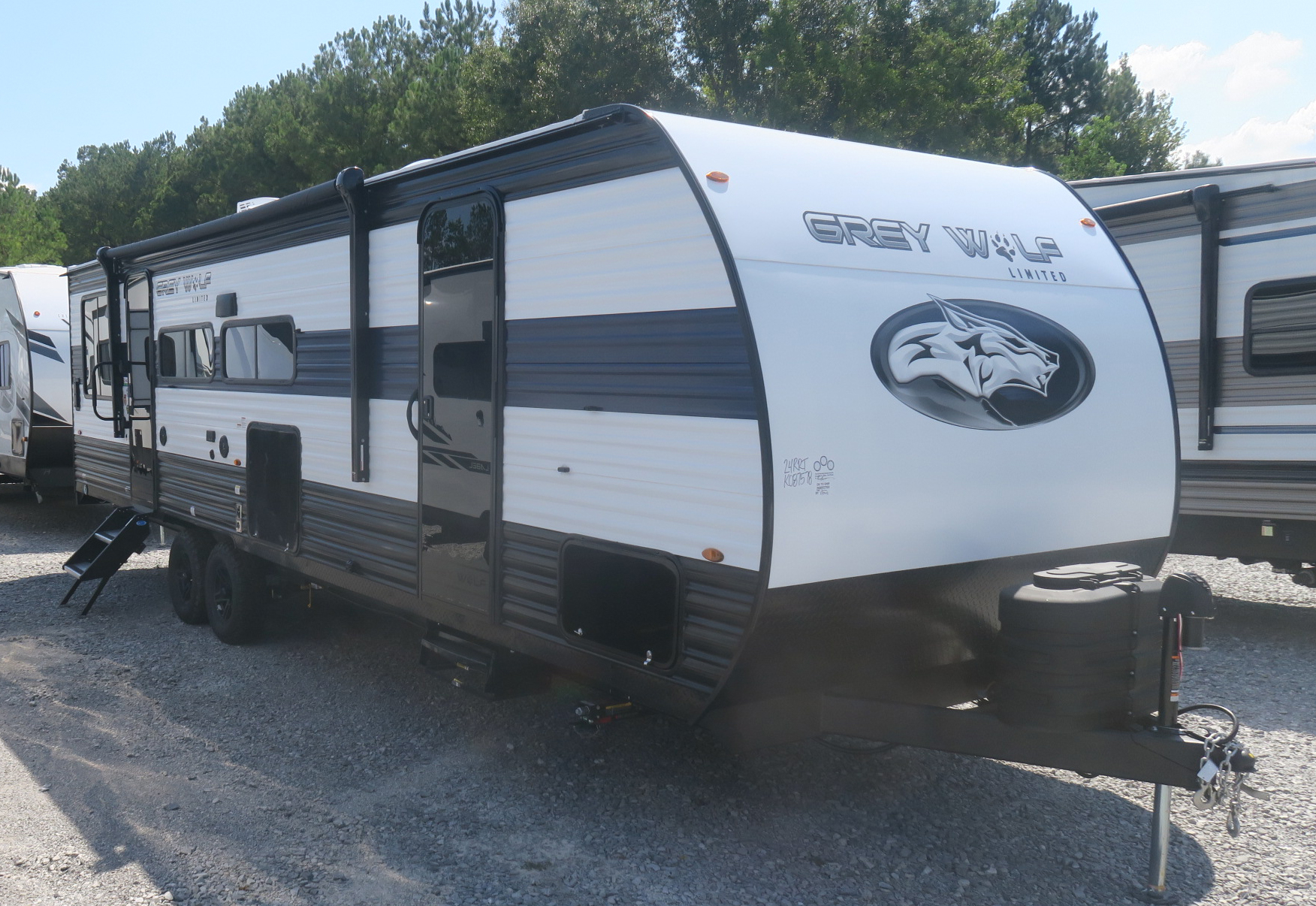 NEW 2024 CHEROKEE GREY WOLF 24RRT Overview Berryland Campers   IMG 7495.JPG