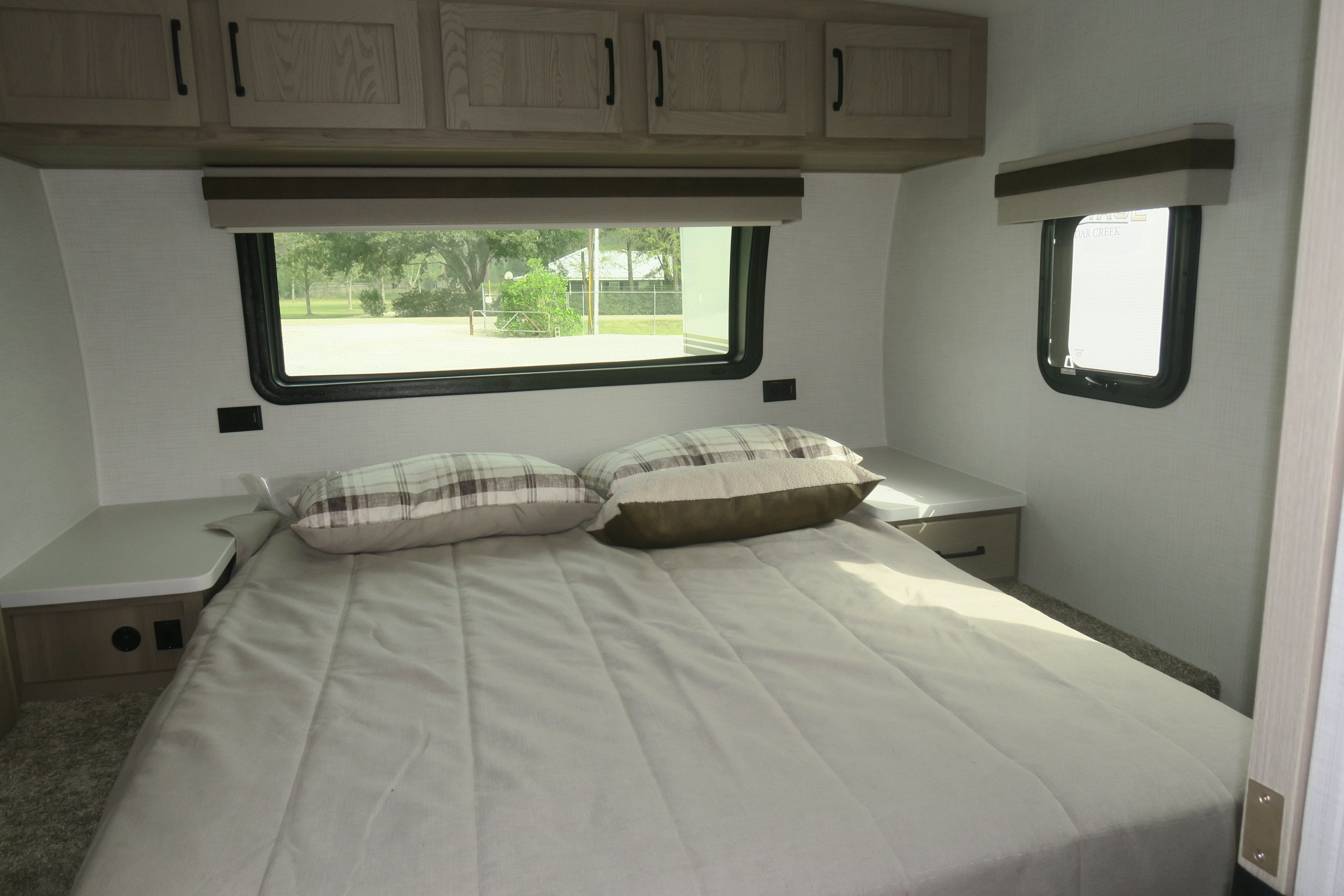 NEW 2024 ROCKWOOD MINI LITE 2515S Overview Berryland Campers   IMG 9224 Optimized.JPG