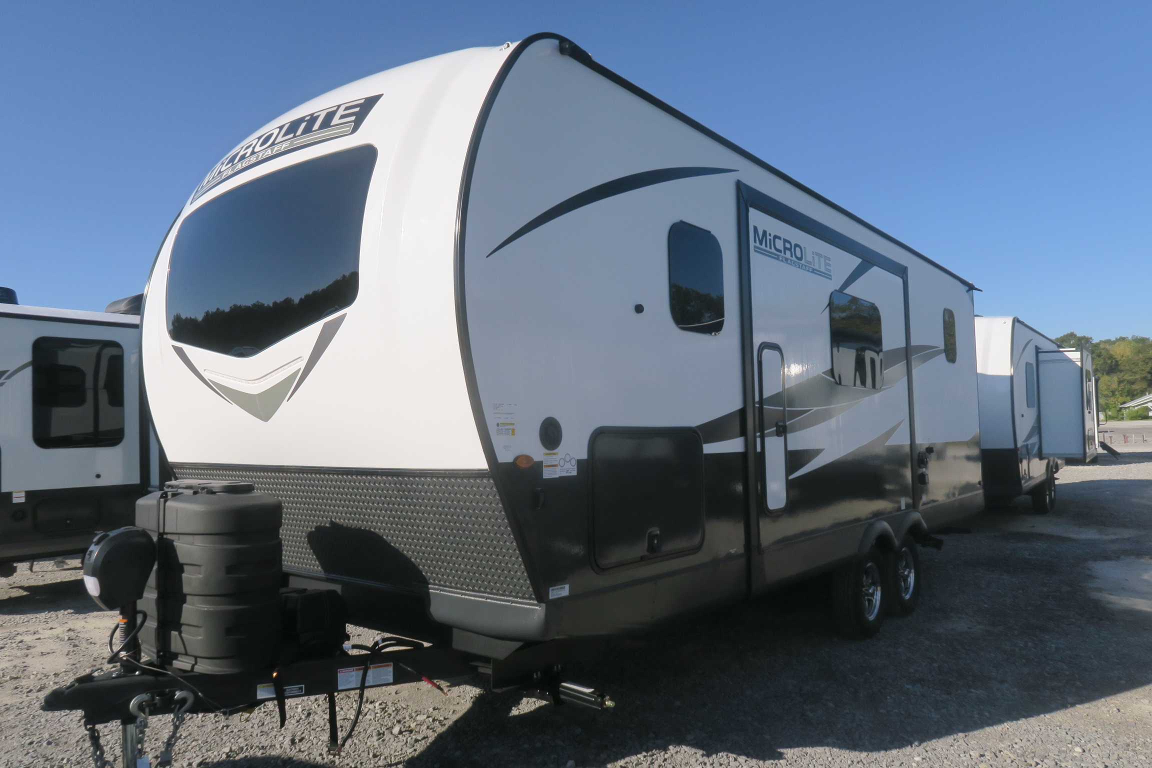 NEW 2024 FLAGSTAFF MICRO LITE 25BRDS Overview Berryland Campers