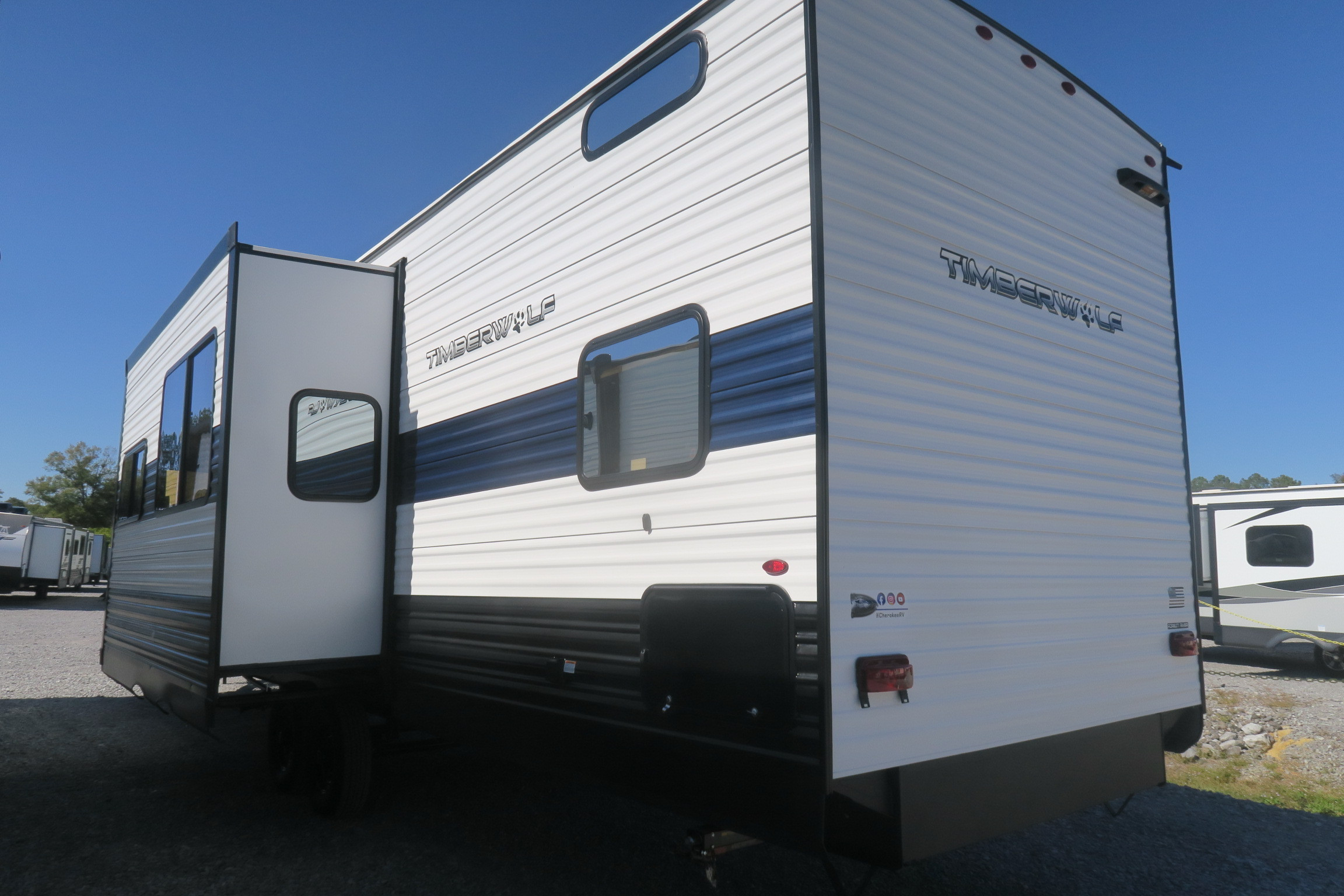 NEW 2024 CHEROKEE TIMBERWOLF 39TN Overview Berryland Campers