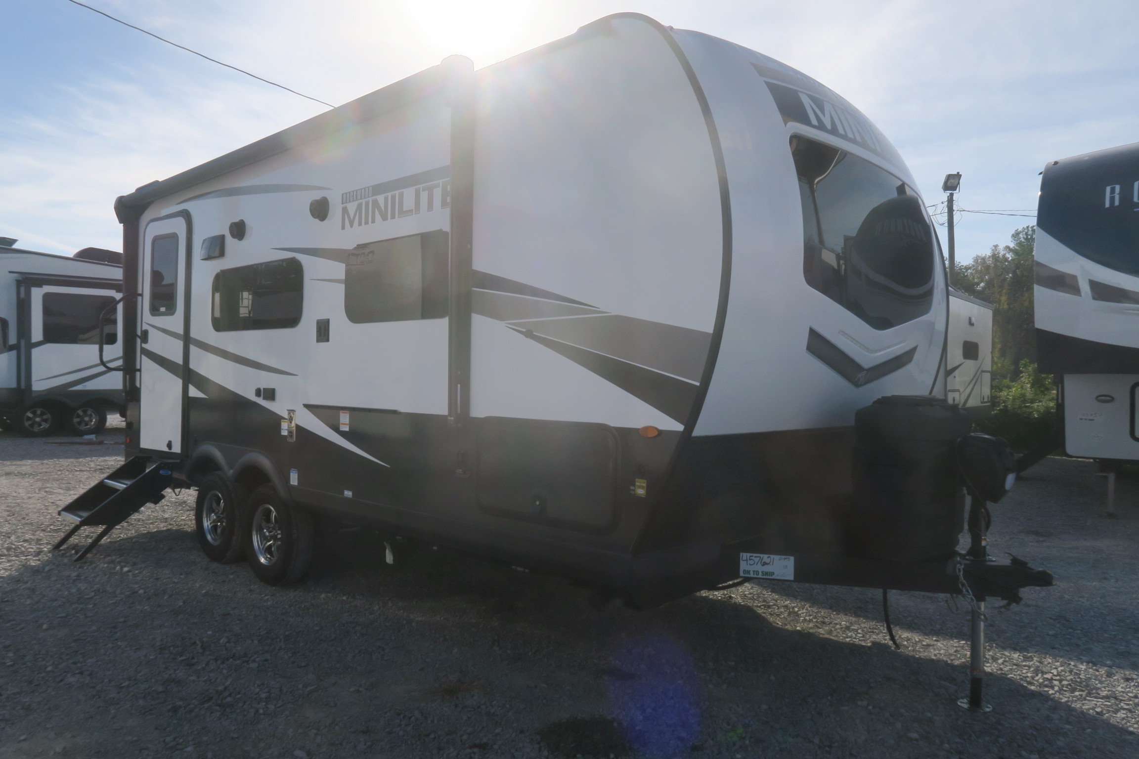 NEW 2024 ROCKWOOD MINI LITE 2109S Overview Berryland Campers   IMG 0230 Optimized.JPG