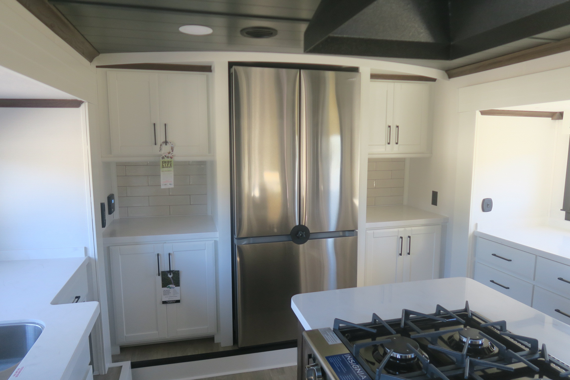 NEW 2024 RIVERSTONE LEGACY 42FSKG Overview Berryland Campers   IMG 1824 Optimized.JPG