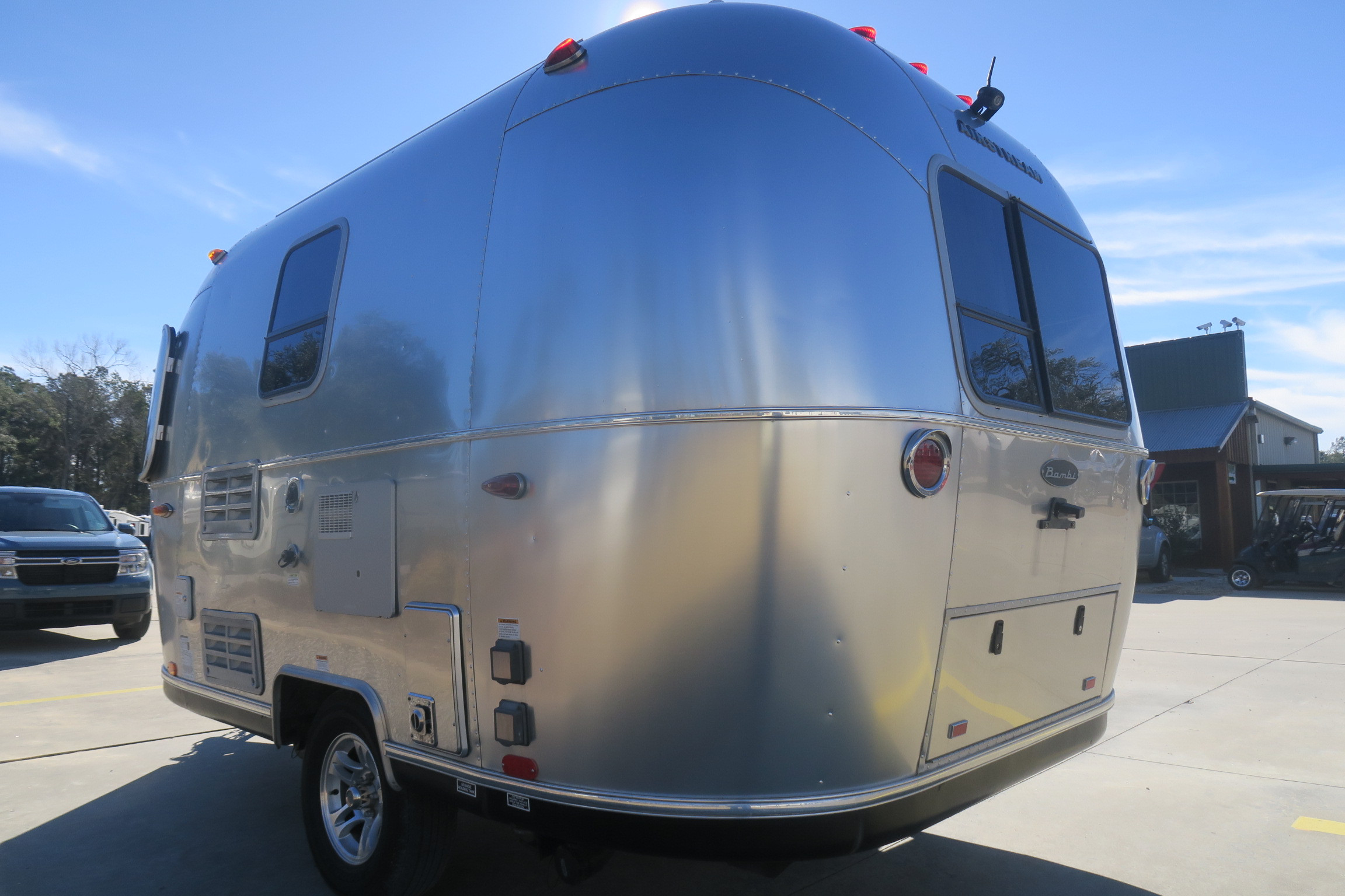 USED 2019 AIRSTREAM BAMBI 16RB - Overview | Berryland Campers