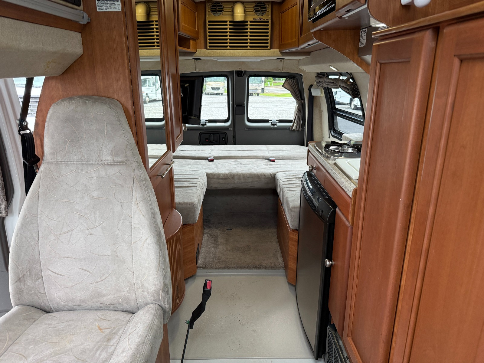 USED 2014 ROADTREK POPULAR190 Overview Berryland Campers