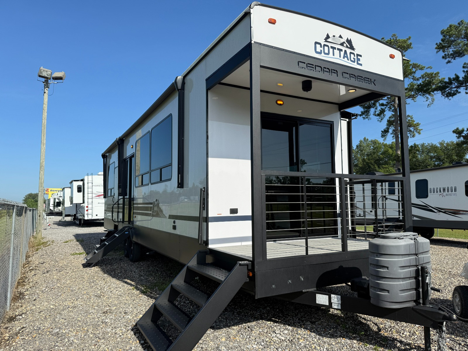 NEW 2024 CEDAR CREEK COTTAGE 40CFD - Overview | Berryland Campers